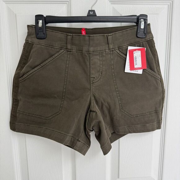Spanx Stretch Twill 4” Shorts Pine NWT Women’s Size XS - Picture 2 of 5